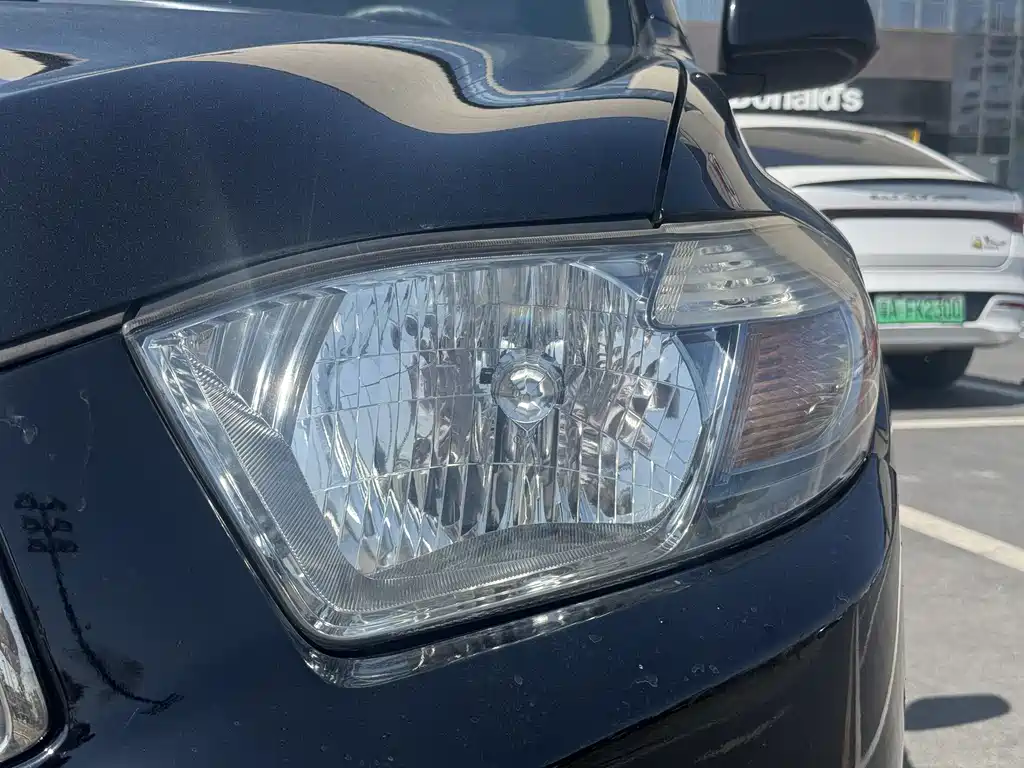 Toyota Toyota Highlander 2009 2.7L 2WD 7-seater Luxury Navigation Edition 2010 - thumbnail 13