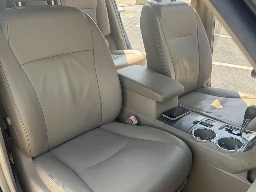 Toyota Toyota Highlander 2009 2.7L 2WD 7-seater Luxury Navigation Edition 2010 - thumbnail 22