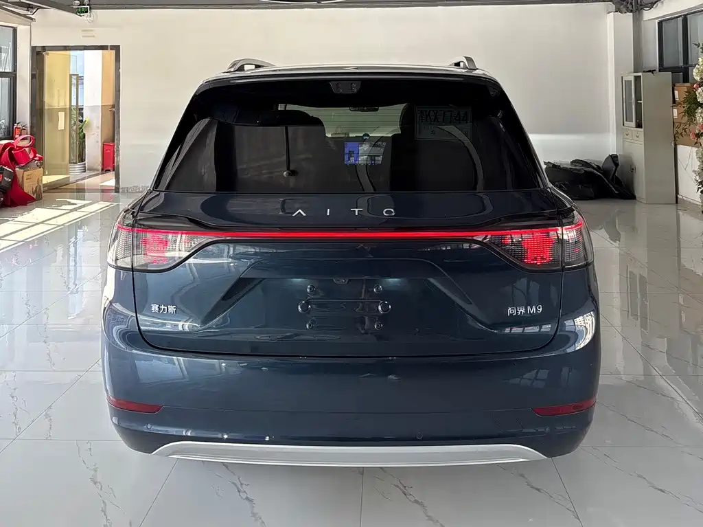 AITO M9 Aito M9 2025 Extended Range Ultra 52kWh 6-seat Version (192-line LiDAR) 2025 - thumbnail 3