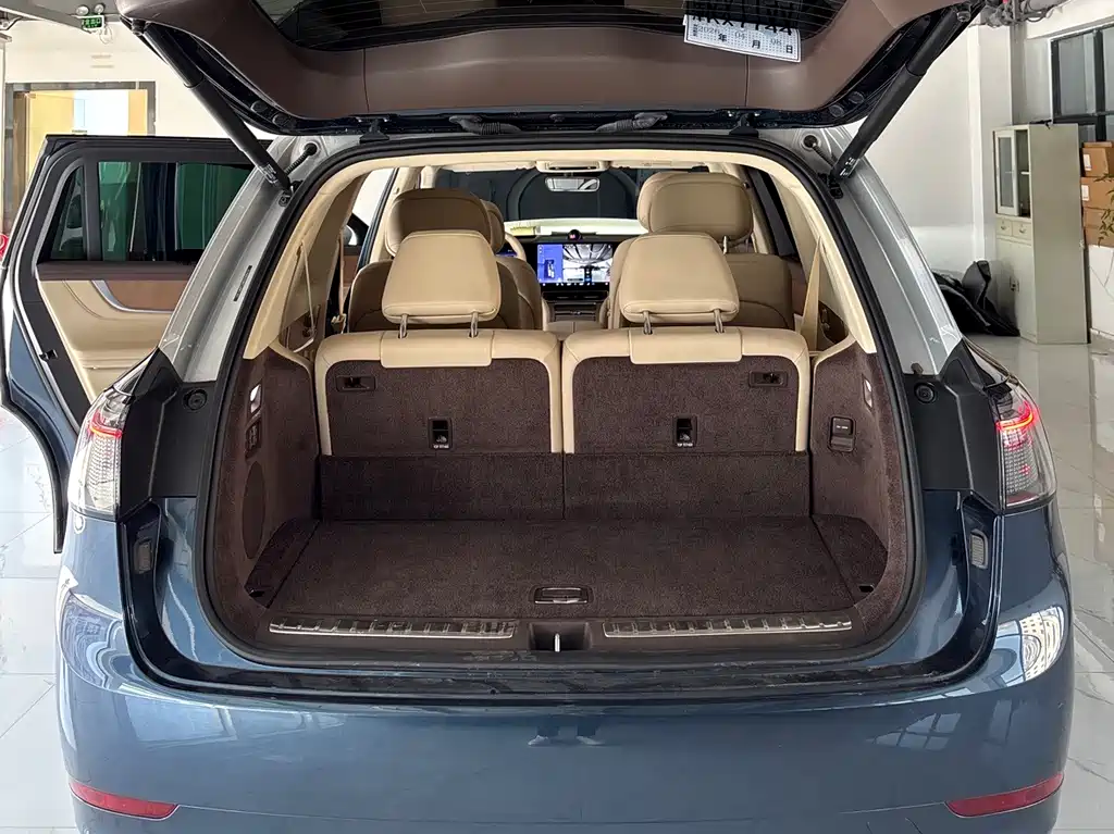 AITO M9 Aito M9 2025 Extended Range Ultra 52kWh 6-seat Version (192-line LiDAR) 2025 - thumbnail 14