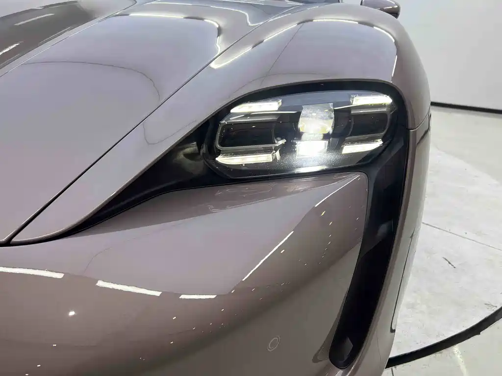 Porsche Porsche Taycan 2020 Taycan 2022 - thumbnail 6