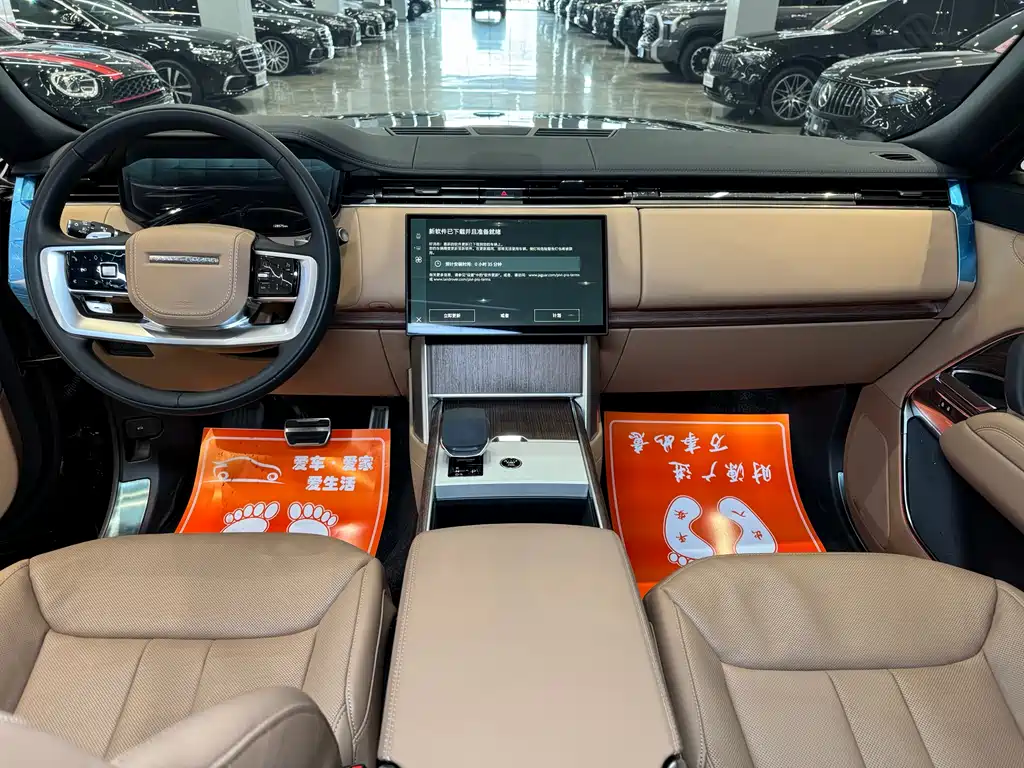 Land Rover Range Rover 2024 3.0 L6 400PS Vogue Long Wheelbase 7-seater 2024 - thumbnail 10
