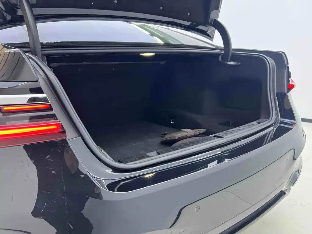 BMW BMW 7 Series 2019 Model Year Facelift 730Li M Sport Package 2020 - thumbnail 7