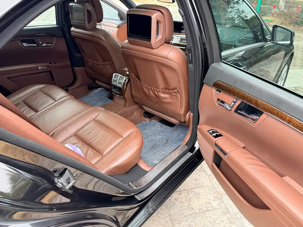 Mercedes-Benz Mercedes-Benz S-Class 2012 S 300 L Premium Grand Edition 2013 - thumbnail 24