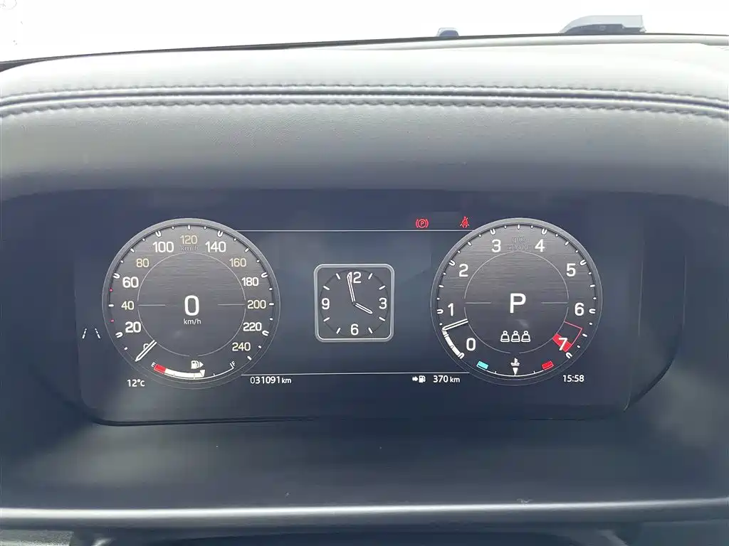 Land Rover Land Rover Defender 2024 110 3.0T P400 X-DYNAMIC HSE 2024 - thumbnail 13