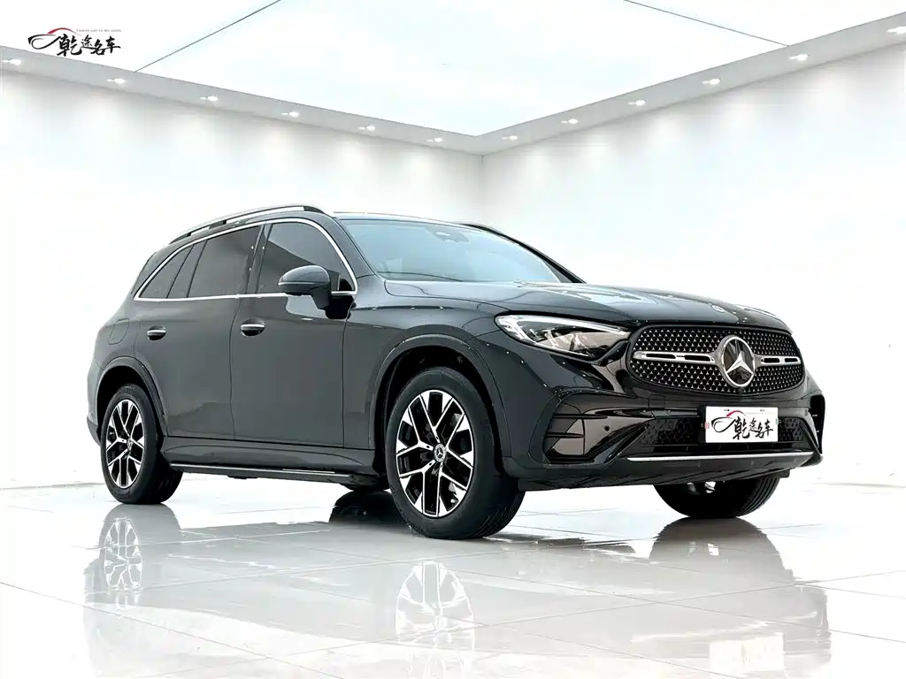 Mercedes-Benz Mercedes-Benz GLC 2023 GLC 260 L 4MATIC Luxury 5-Seat 2024 - thumbnail 3