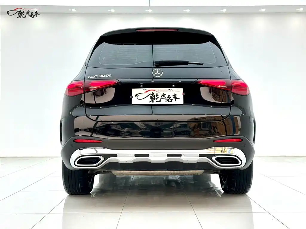 Mercedes-Benz Mercedes-Benz GLC 2023 GLC 260 L 4MATIC Luxury 5-Seat 2024 - thumbnail 6
