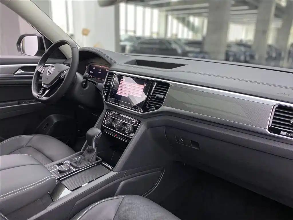 Volkswagen Teramont 2020 380TSI 4Motion Luxury Edition China V 2021 - thumbnail 8