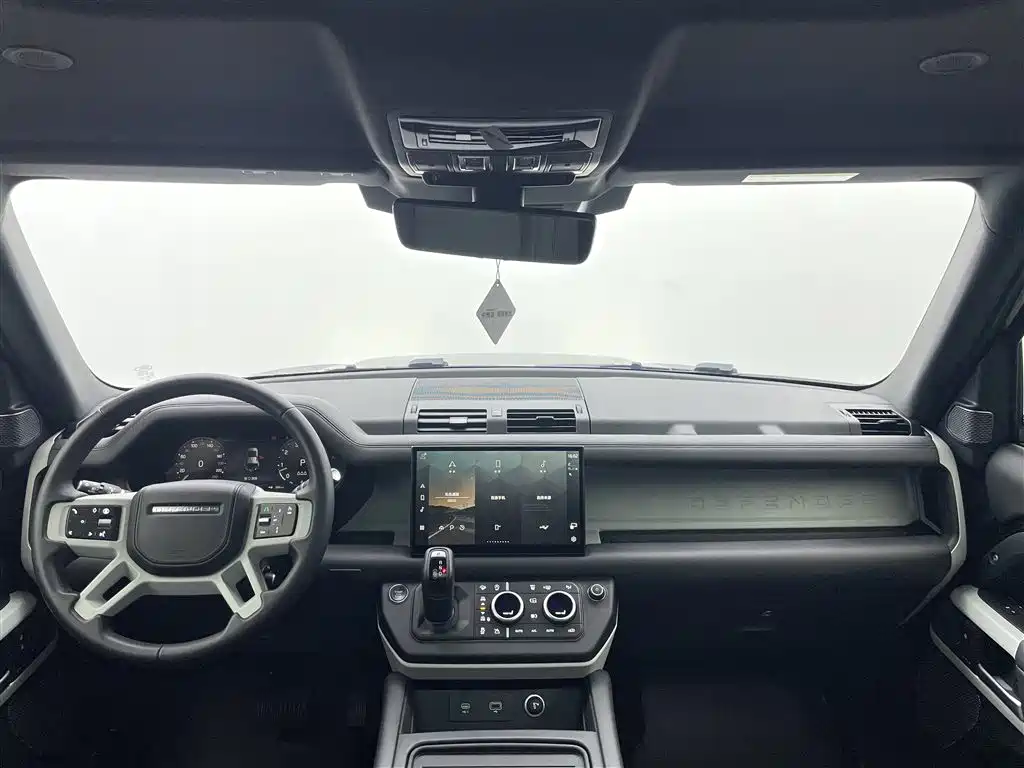 Land Rover Land Rover Defender 2024 110 3.0T P400 X-DYNAMIC HSE 2024 - thumbnail 26