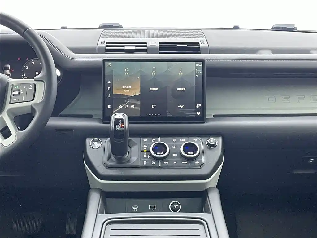 Land Rover Land Rover Defender 2024 110 3.0T P400 X-DYNAMIC HSE 2024 - thumbnail 27