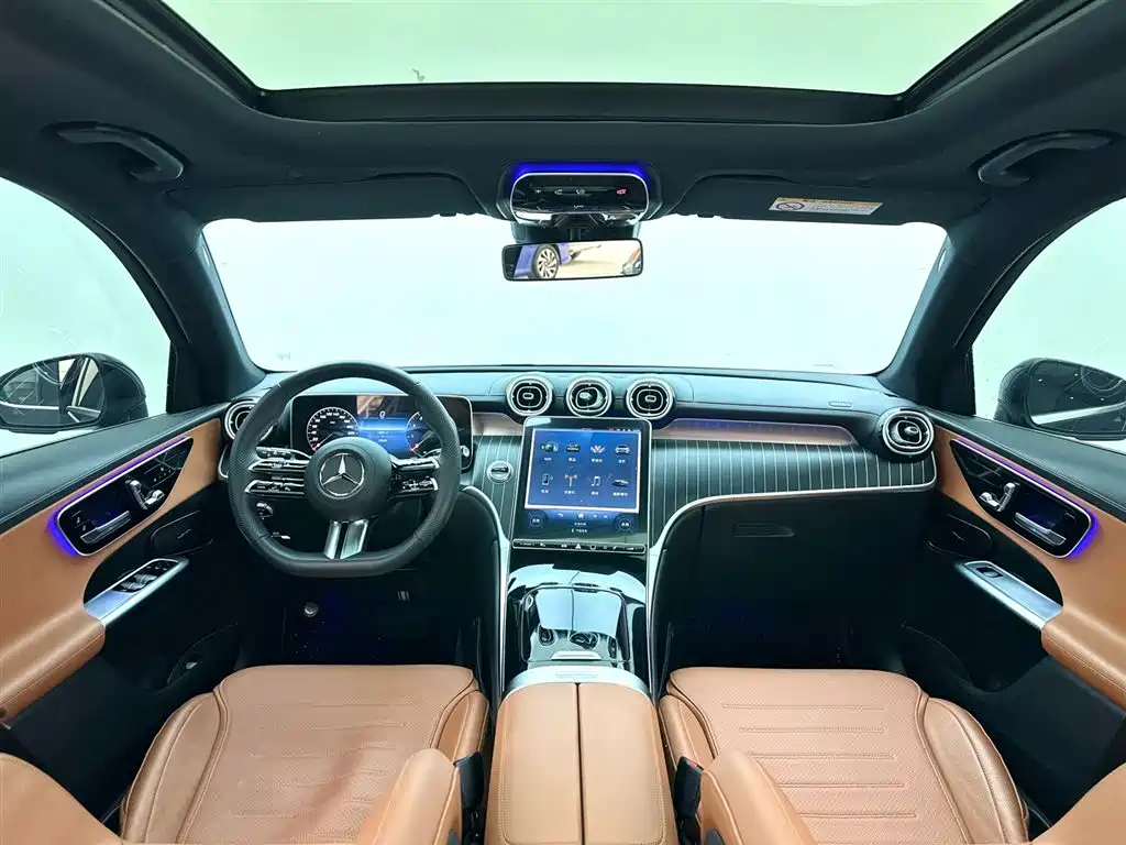 Mercedes-Benz Mercedes-Benz GLC 2023 GLC 260 L 4MATIC Luxury 5-Seat 2024 - thumbnail 17