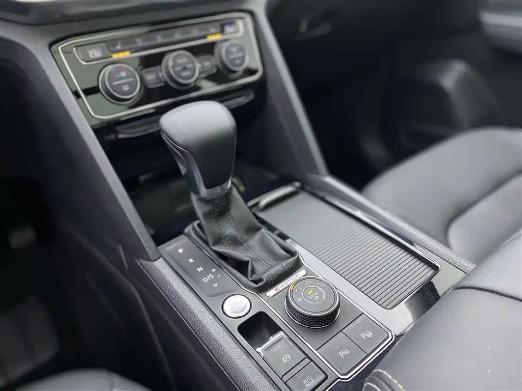 Volkswagen Teramont 2020 380TSI 4Motion Luxury Edition China V 2021 - thumbnail 21