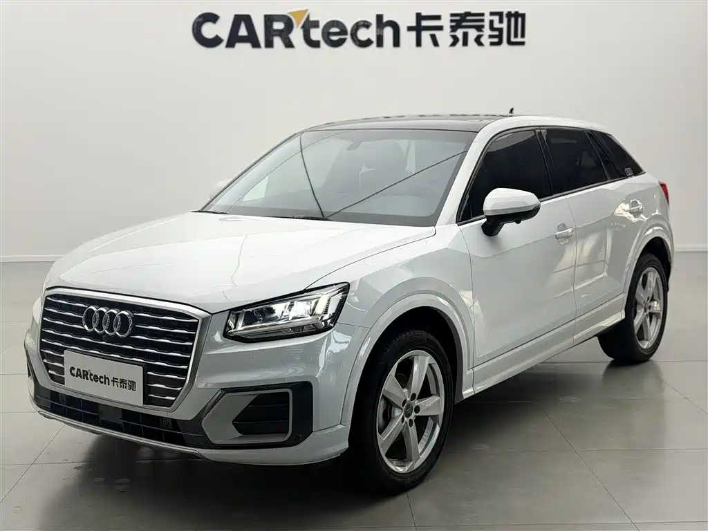 Audi Audi Q2L 2020 35 TFSI Fashion Elegant Model 2020 - thumbnail 2
