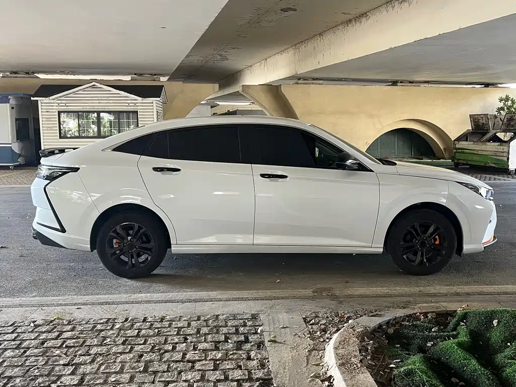 Dongfeng Fengshen Yi Xuan 2023 1.5L Automatic Comfort Edition 2023 - thumbnail 7