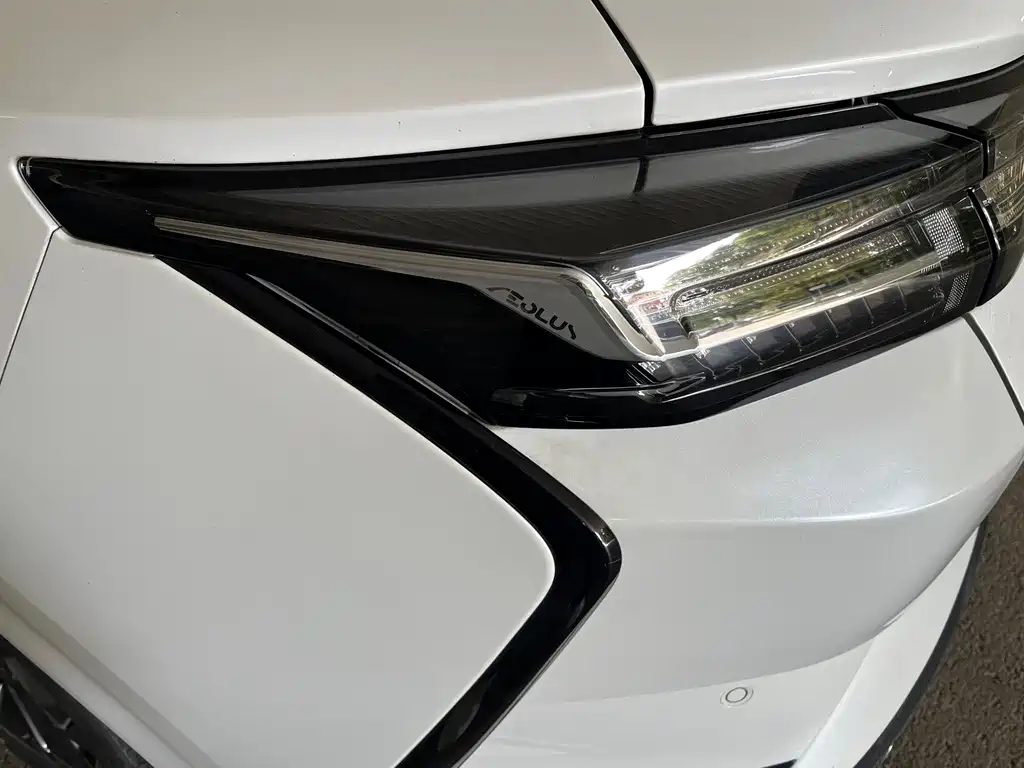 Dongfeng Fengshen Yi Xuan 2023 1.5L Automatic Comfort Edition 2023 - thumbnail 16