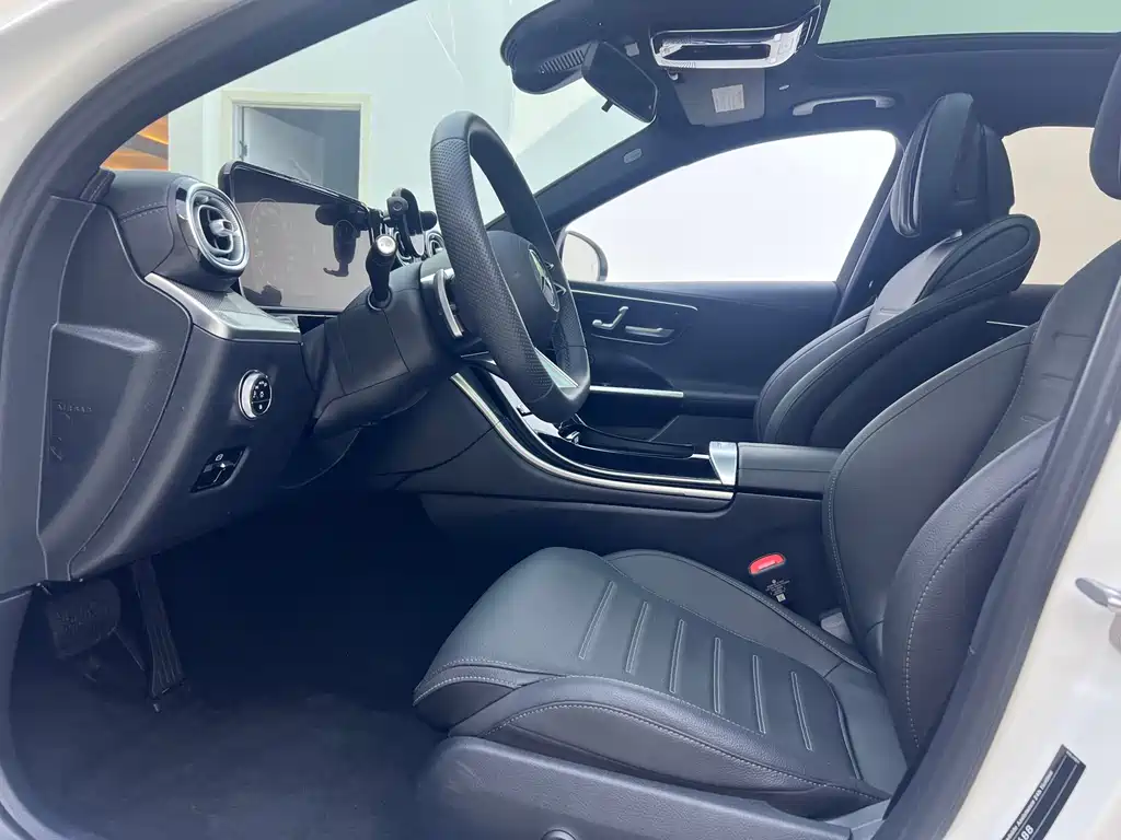 Mercedes-Benz Mercedes-Benz C-Class 2024 C 260 L Sport Edition 2024 - thumbnail 11