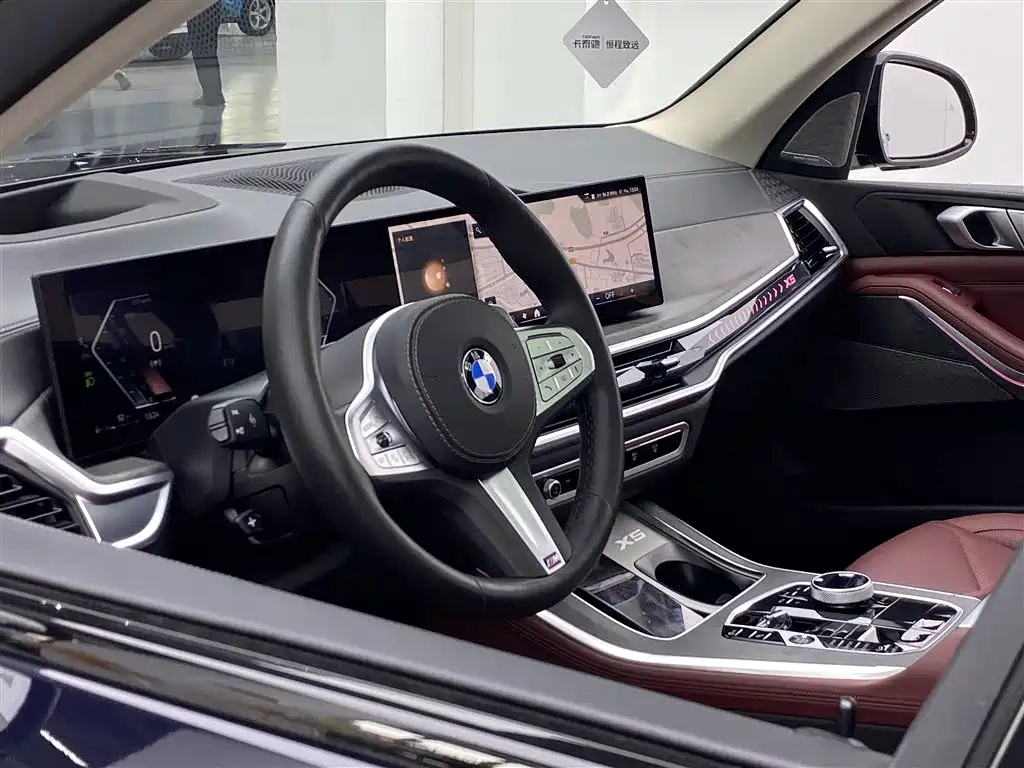 BMW BMW X5 2025 xDrive 30Li M Sport Shadowline Package 2025 - thumbnail 29