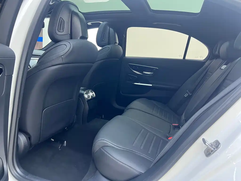 Mercedes-Benz Mercedes-Benz C-Class 2024 C 260 L Sport Edition 2024 - thumbnail 19