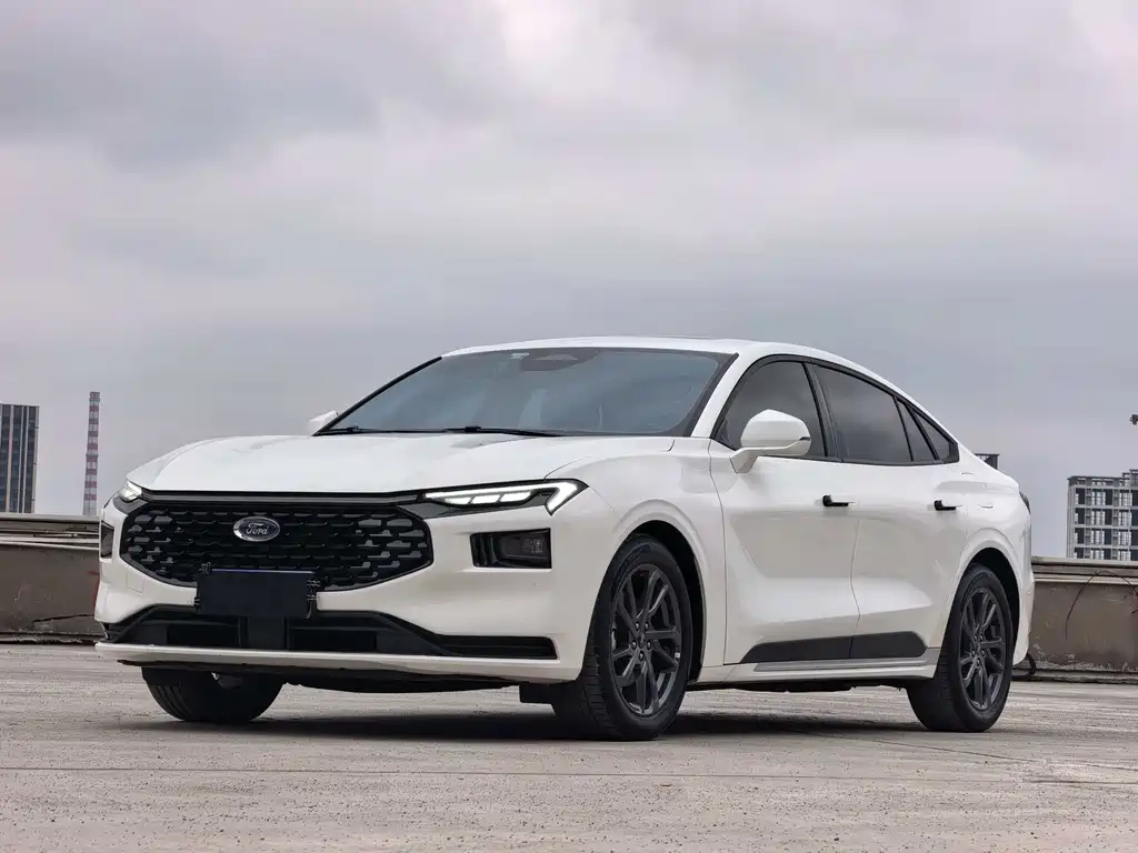Ford Mondeo 2025 2.0T EcoBoost Luxury Edition 2024