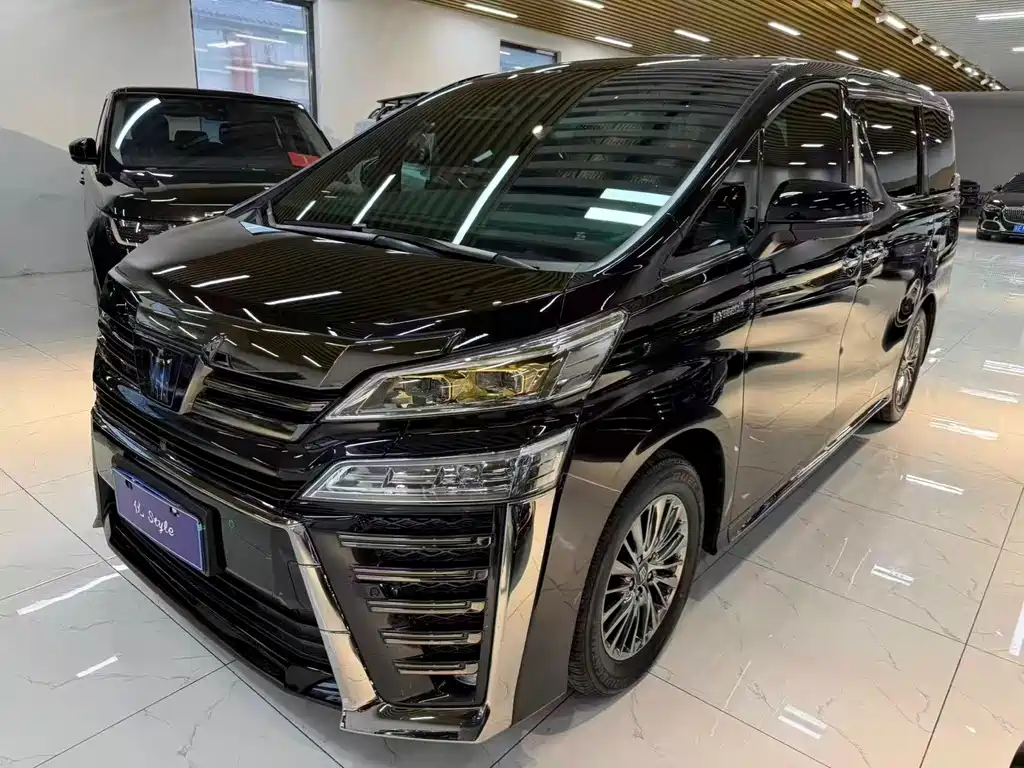 Toyota Alphard 2023 Crown Hybrid 2.5L HV Royal Edition 2023 - thumbnail 2