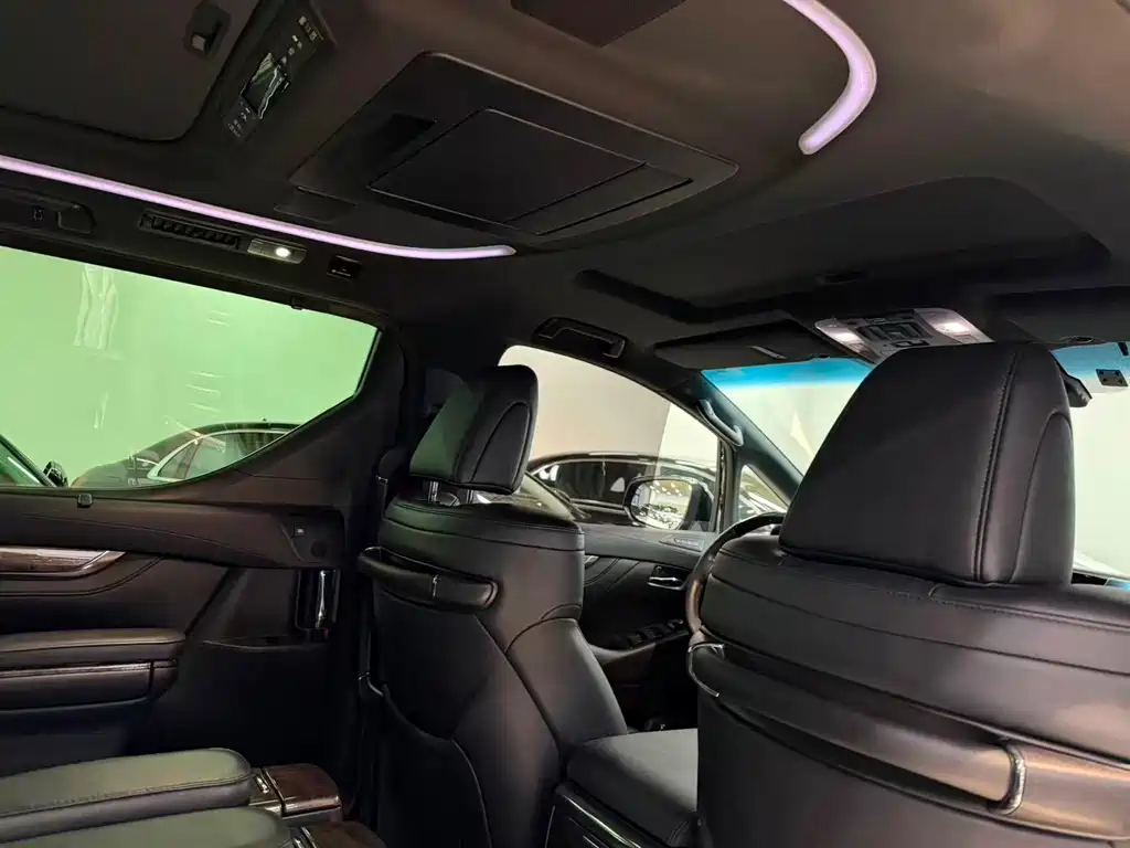 Toyota Alphard 2023 Crown Hybrid 2.5L HV Royal Edition 2023 - thumbnail 16