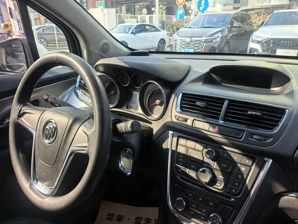Buick Buick Encore 2015 1.4T Automatic FWD Urban Elite 2017 - thumbnail 10