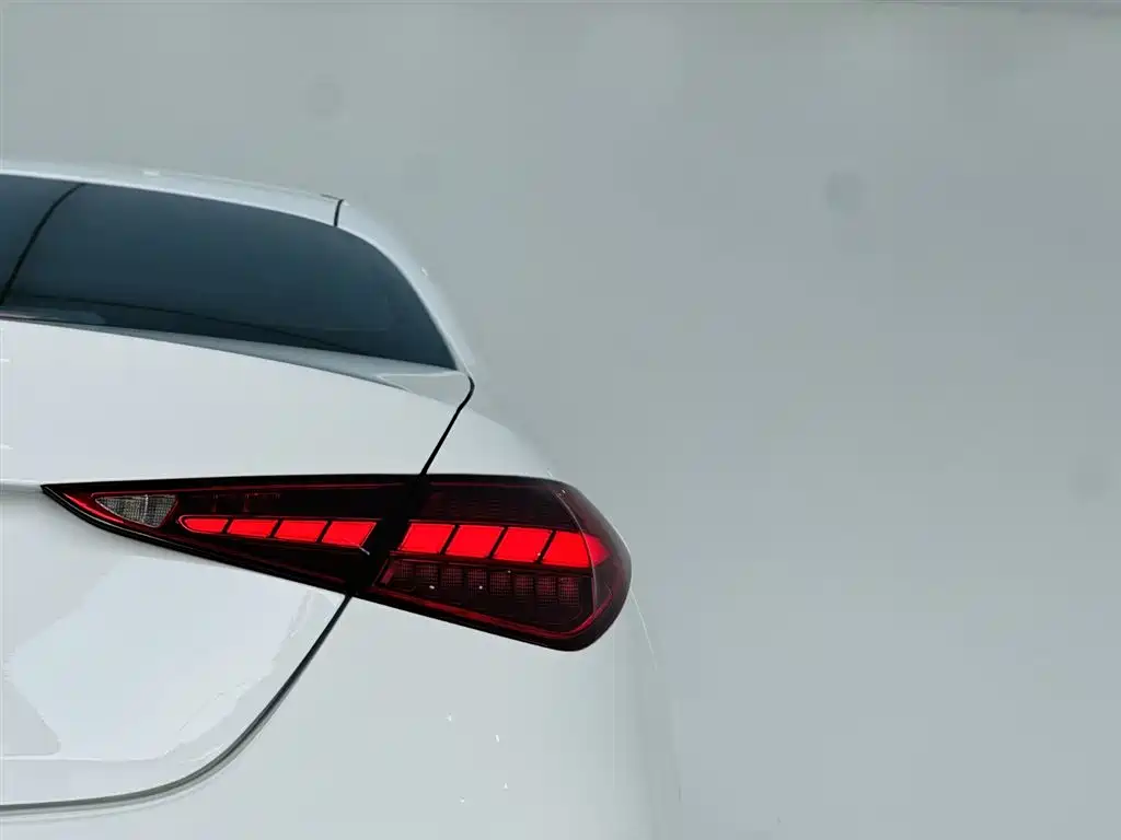 Mercedes-Benz Mercedes-Benz C-Class 2024 C 200 L Sport Edition 2024 - thumbnail 11