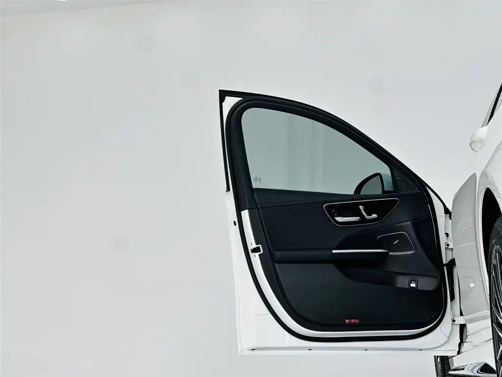 Mercedes-Benz Mercedes-Benz C-Class 2024 C 200 L Sport Edition 2024 - thumbnail 12