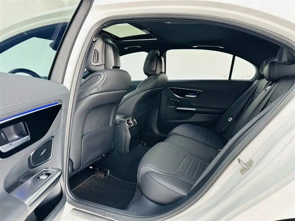 Mercedes-Benz Mercedes-Benz C-Class 2024 C 200 L Sport Edition 2024 - thumbnail 14