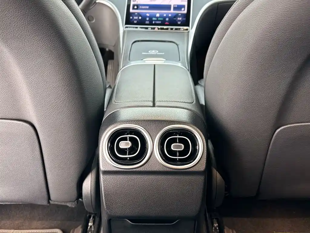 Mercedes-Benz Mercedes-Benz C-Class 2024 C 200 L Sport Edition 2024 - thumbnail 19