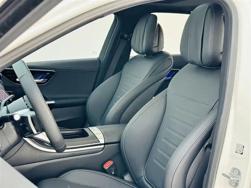 Mercedes-Benz Mercedes-Benz C-Class 2024 C 200 L Sport Edition 2024 - thumbnail 20