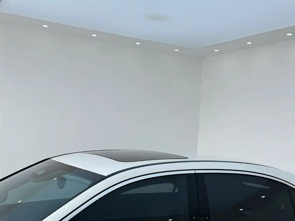 Mercedes-Benz Mercedes-Benz C-Class 2024 C 200 L Sport Edition 2024 - thumbnail 24