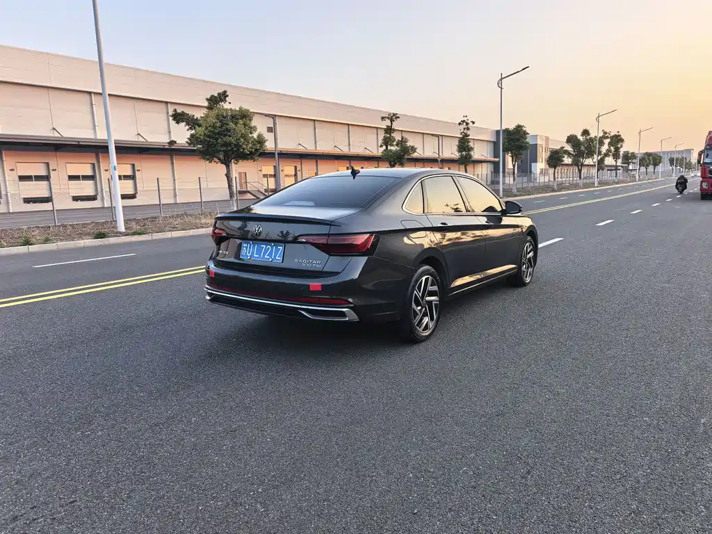 Volkswagen Volkswagen Sagitar 2023 300TSI DSG Comfortline 2023 - thumbnail 12