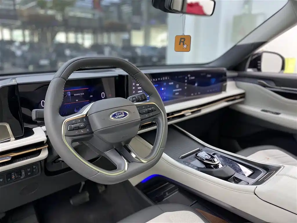 Ford Ford Edge 2023 Edge L 2.0T EcoBoost AWD 7-seater Premium Edition 2024 - thumbnail 7