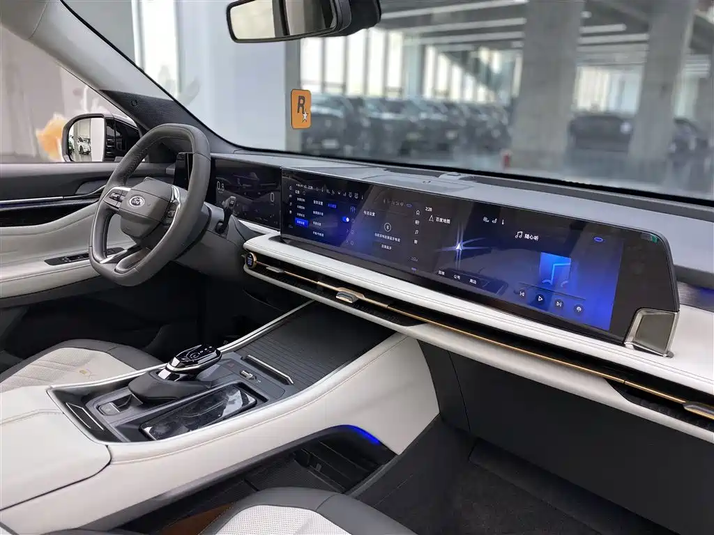 Ford Ford Edge 2023 Edge L 2.0T EcoBoost AWD 7-seater Premium Edition 2024 - thumbnail 10