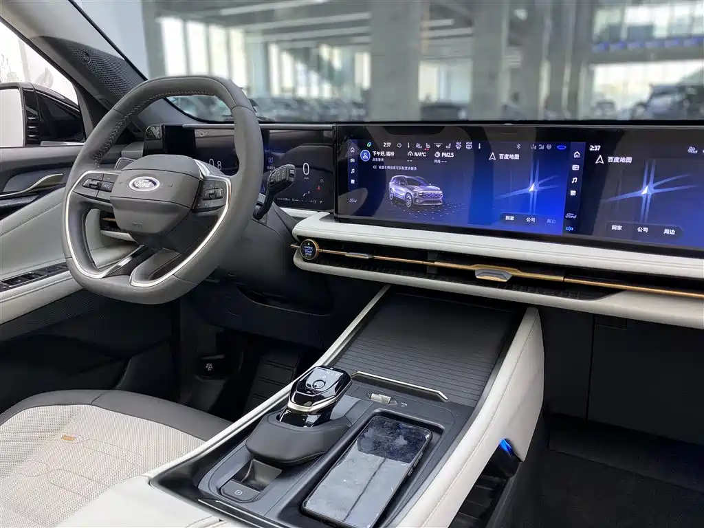 Ford Ford Edge 2023 Edge L 2.0T EcoBoost AWD 7-seater Premium Edition 2024 - thumbnail 17