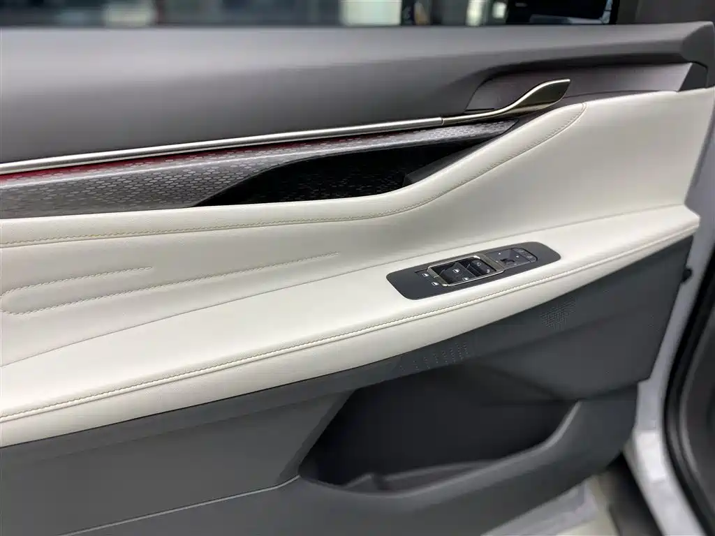 Ford Ford Edge 2023 Edge L 2.0T EcoBoost AWD 7-seater Premium Edition 2024 - thumbnail 24