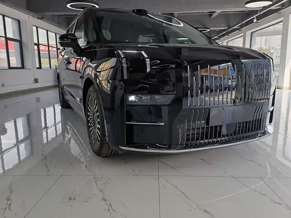 Zeekr Zeekr 009 2024 7-seater AWD 108kWh 2026 - thumbnail 3