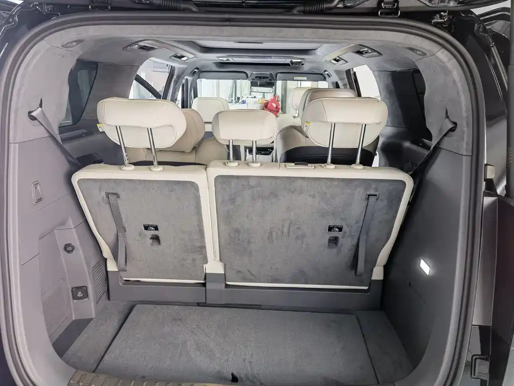Zeekr Zeekr 009 2024 7-seater AWD 108kWh 2026 - thumbnail 18