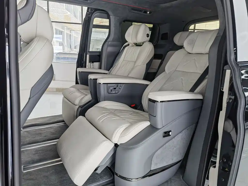 Zeekr Zeekr 009 2024 7-seater AWD 108kWh 2026 - thumbnail 19