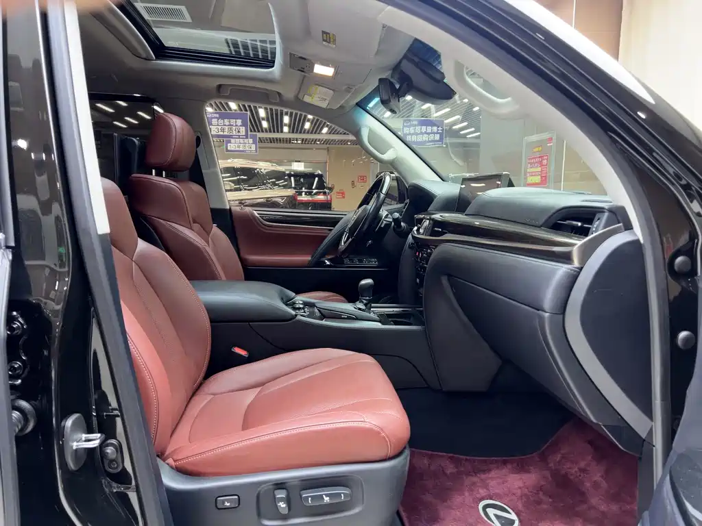 Lexus Lexus LX 570 2017 Model Canadian Specification 2019 - thumbnail 6