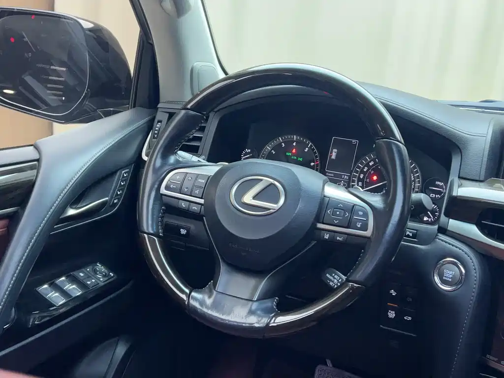 Lexus Lexus LX 570 2017 Model Canadian Specification 2019 - thumbnail 14