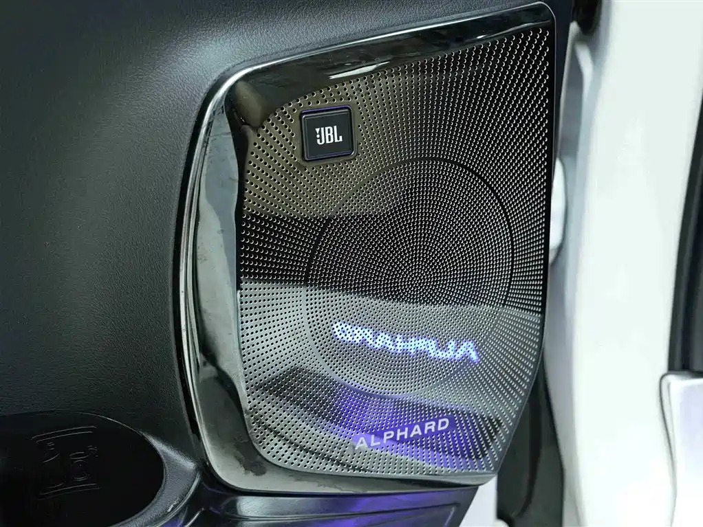 Toyota Alphard 2021 Model Hybrid 2.5L Premium Edition 2022 - thumbnail 18