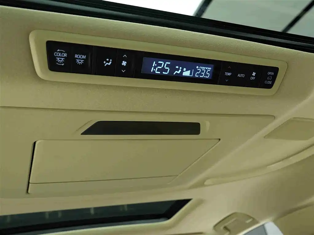 Toyota Alphard 2021 Model Hybrid 2.5L Premium Edition 2022 - thumbnail 20