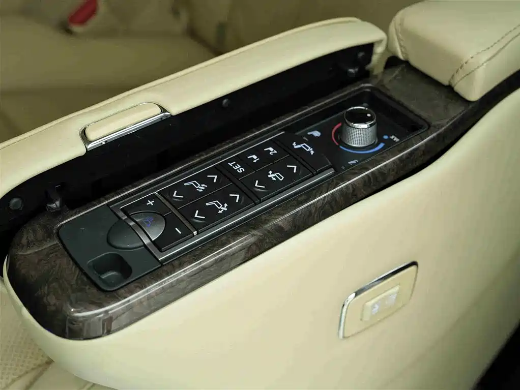 Toyota Alphard 2021 Model Hybrid 2.5L Premium Edition 2022 - thumbnail 21