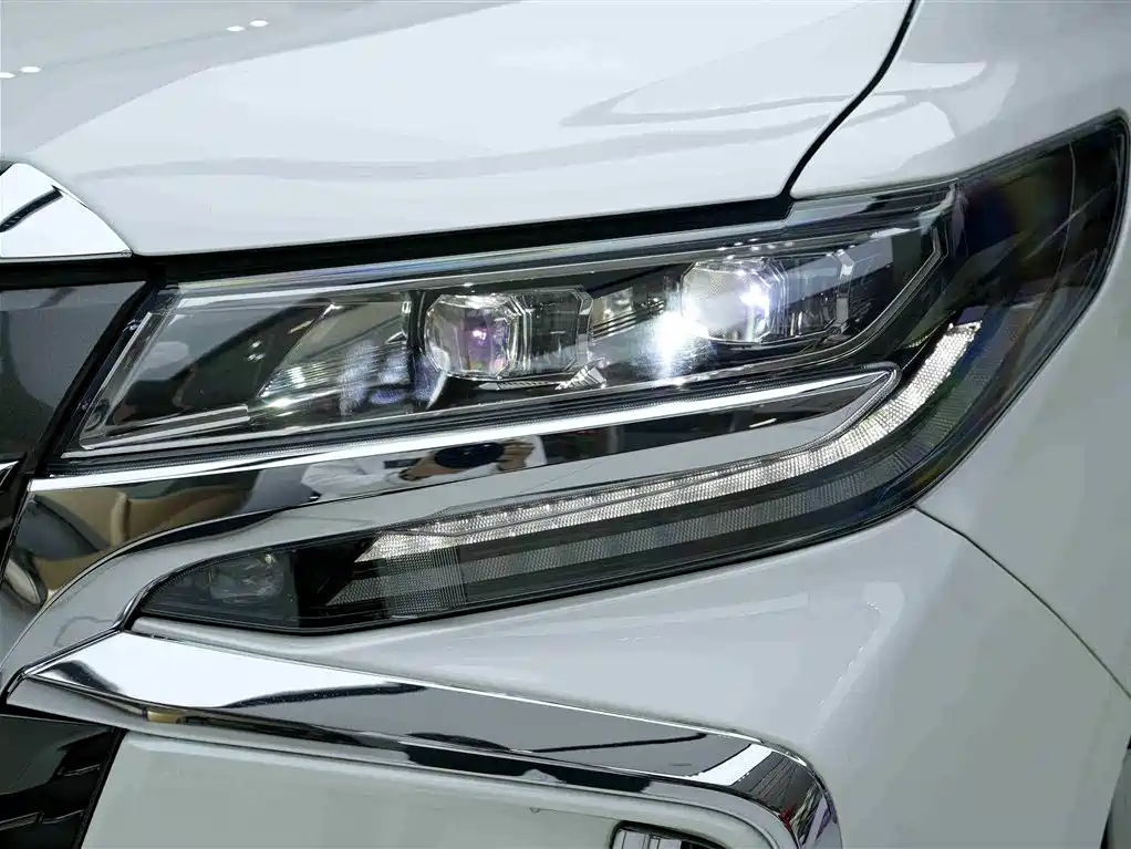 Toyota Alphard 2021 Model Hybrid 2.5L Premium Edition 2022 - thumbnail 23