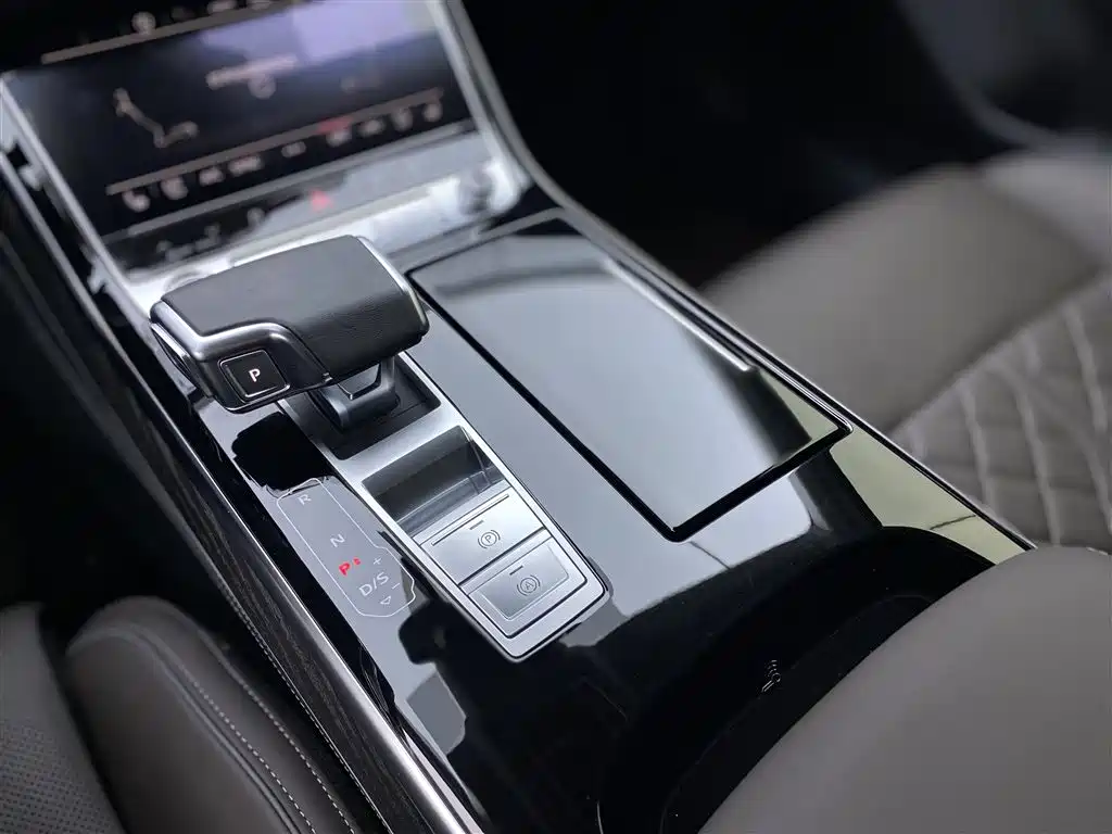 Audi Audi A8 2024 A8L 50 TFSI quattro Premium Selection 2024 - thumbnail 20