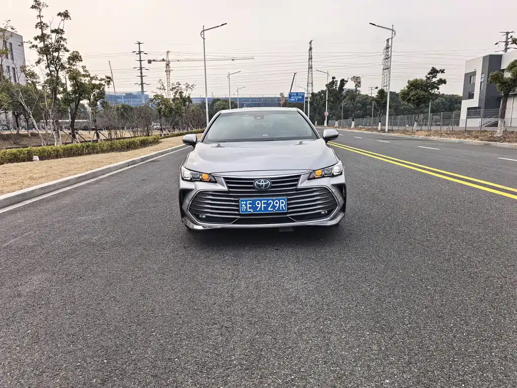Toyota Toyota Avalon 2019 Model Hybrid 2.5L Luxury Edition China V 2020 - thumbnail 2