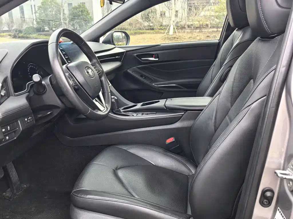 Toyota Toyota Avalon 2019 Model Hybrid 2.5L Luxury Edition China V 2020 - thumbnail 4