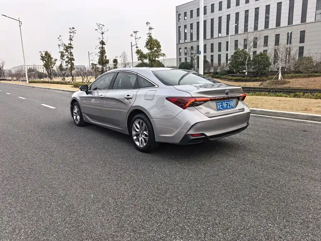 Toyota Toyota Avalon 2019 Model Hybrid 2.5L Luxury Edition China V 2020 - thumbnail 14